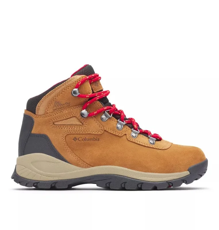 Women’s Newton Ridge Plus Waterproof Amped Hiking Boot